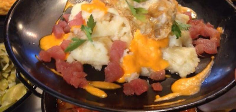 	 Patatas con toque de salmorejo